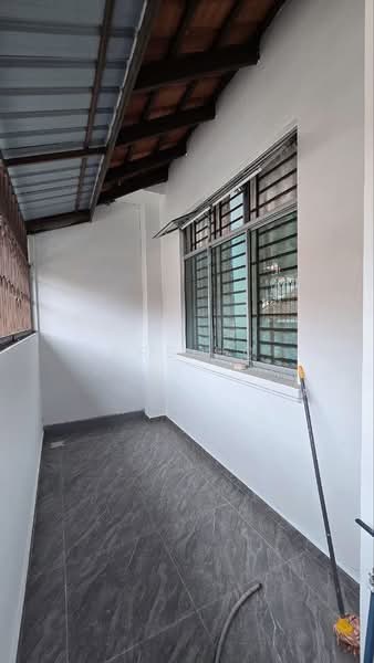 Rumah Teres 1.5 Tingkat untuk Dijual di Taman Pelangi Indah (Ulu Tiram) - Mars Hoe - PropertyGuru.com.my