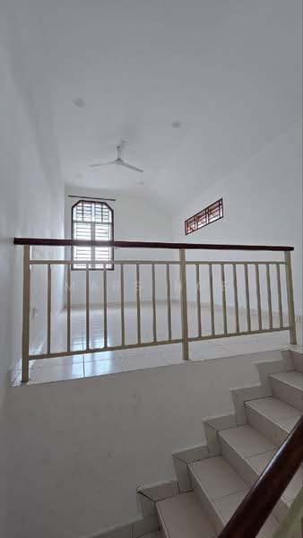 Rumah Teres 1.5 Tingkat untuk Dijual di Taman Pelangi Indah (Ulu Tiram) - Mars Hoe - PropertyGuru.com.my