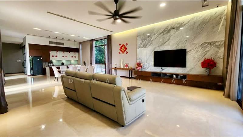 Rumah Banglo untuk Dijual di Sultan Abdul Aziz Shah Golf & Country Club (Shah Alam) - Ridhwan Razak - Living Room - PropertyGuru.com.my