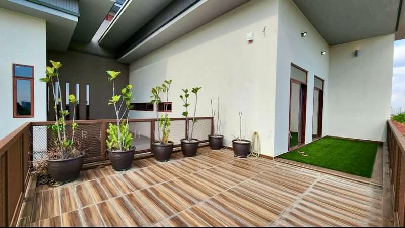 Rumah Banglo untuk Dijual di Sultan Abdul Aziz Shah Golf & Country Club (Shah Alam) - Ridhwan Razak - Balcony - PropertyGuru.com.my