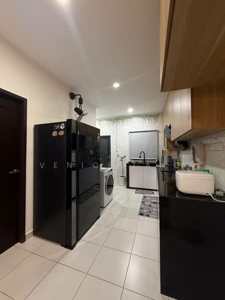 2.5-storey Terraced House for Sale in Taman Pulai Mutiara (Iskandar Puteri (Nusajaya)) - Venice Tang - Kitchen - PropertyGuru.com.my