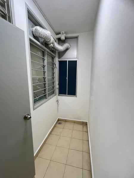 Apartment for Rent at Seri Molek Perdana - Vivi Ong - Interior - PropertyGuru.com.my