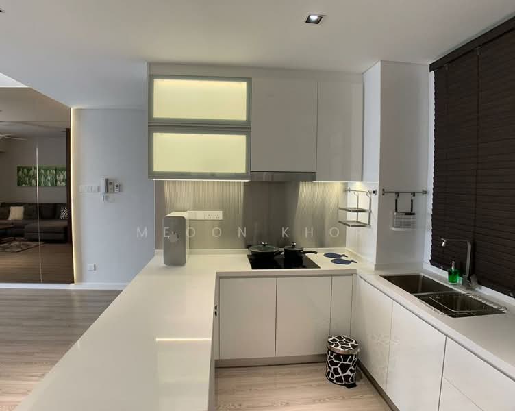 Condominium for Rent at Vivo Residential Suites - Meoon Khor - Kitchen - PropertyGuru.com.my