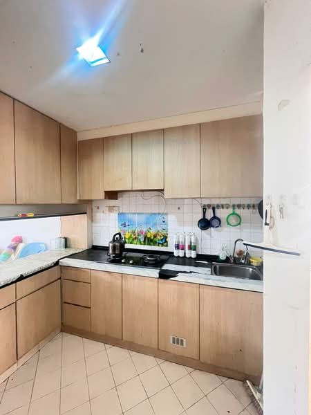 Pangsapuri untuk Dijual di Rampai Court - Amber Ng - Kitchen - PropertyGuru.com.my