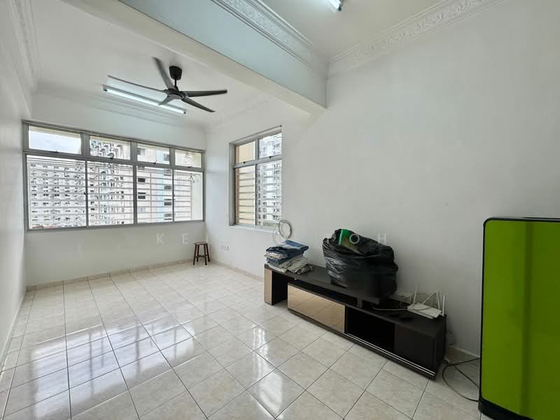 Rumah Flat untuk Disewa di Taman Terubong Jaya - Kelvin Toh - Living Room - PropertyGuru.com.my