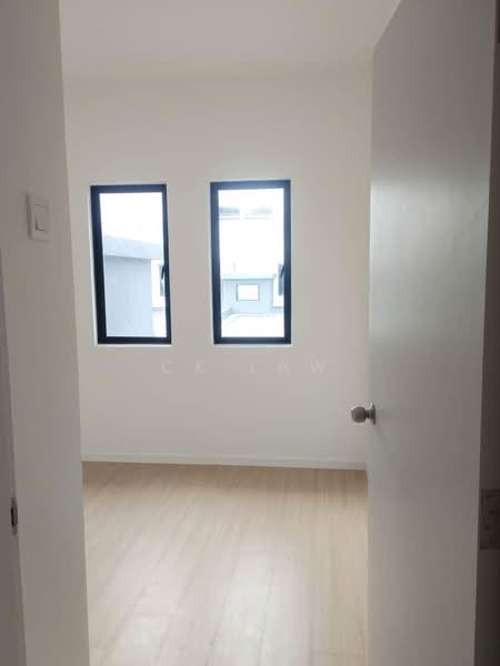 Rumah Teres 1.5-Tingkat untuk Disewa di Taman Akasia (Semenyih) - CK Law - Interior - PropertyGuru.com.my