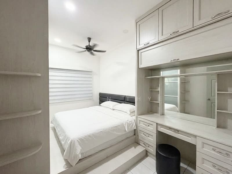 Rumah Teres 1 Tingkat untuk Dijual di Permas Jaya (Johor Bahru) - Lywen Thye - Bedroom - PropertyGuru.com.my