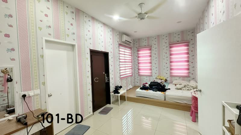 Semi-Detached House for Sale in Setia Utama (Setia Alam) - Vincent Lee - PropertyGuru.com.my