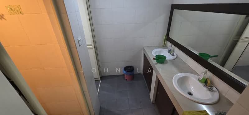 Shop / Office for Rent in MWE Commercial Park (Batu) - John Lai - Bathroom - PropertyGuru.com.my