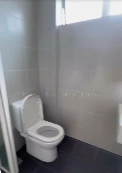 Kondominium untuk Disewa di Cerrado Residence @ Southville City - Fauzi Rosli - Bathroom - PropertyGuru.com.my