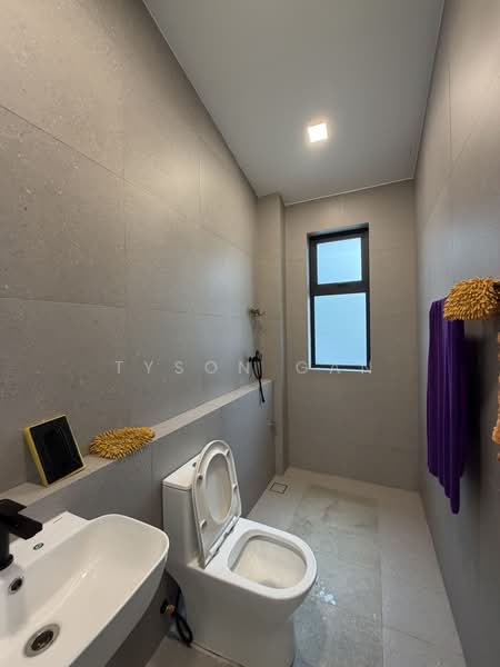 Rumah Banglo untuk Dijual di Shah Alam (Selangor) - Tyson Gan - Bathroom - PropertyGuru.com.my