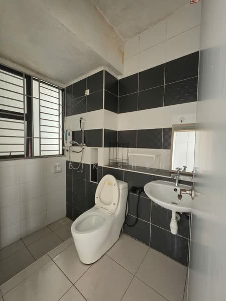 Service Residence for Rent at The Sky Executive Suites - Teik Shen - Bathroom - PropertyGuru.com.my