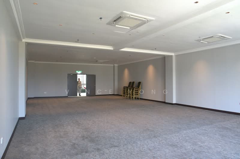 Retail Space for Rent in Taman Melaka Raya (Melaka City) - Vince Yong - Interior - PropertyGuru.com.my