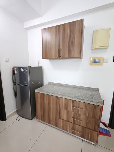 Service Residence for Rent at D'Inspire Residence (Inspira Bestari) - April Chin - Kitchen - PropertyGuru.com.my
