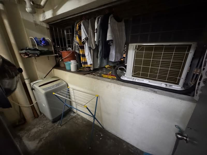 Flat for Sale at Taman Industrial Lembah Jaya Flat - Loh KC - Balcony - PropertyGuru.com.my