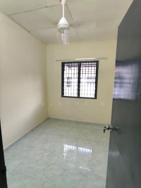 Rumah Flat untuk Disewa di Taman Subang Indah - Sujatha M - Interior - PropertyGuru.com.my