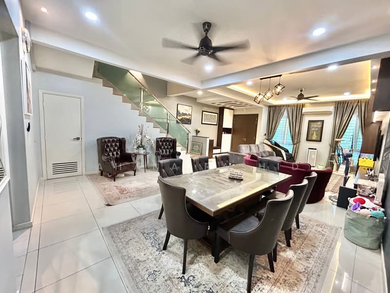 Rumah Teres untuk Dijual di Shah Alam (Selangor) - Fahana Rashid - Living Room - PropertyGuru.com.my