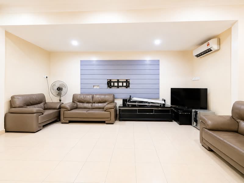 Semi-Detached House for Sale in Bandar Seri Astana (Sungai Petani) - Jeff Yeoh - Living Room - PropertyGuru.com.my