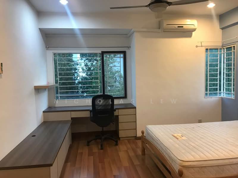 Condominium for Sale at Bayan Villa, Seri Kembangan - Nicholas Lew - Bedroom - PropertyGuru.com.my