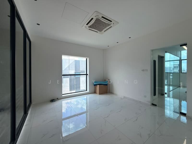 Semi-D Factory for Rent in Taman Dato Onn (Johor Bahru) - Jeremy Ding - PropertyGuru.com.my
