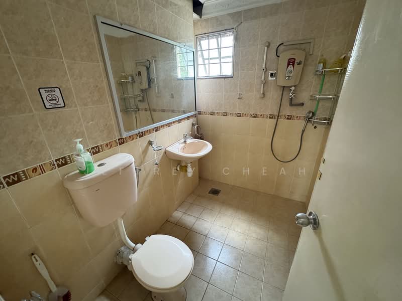 Bungalow for Sale in Bukit Damansara (Damansara Heights) - Jeffrey Cheah - Bathroom - PropertyGuru.com.my