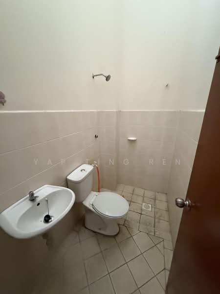 Rumah Teres 1-Tingkat untuk Disewa di Seremban 3 (Rasah) - Yap Ting Ren - Bathroom - PropertyGuru.com.my