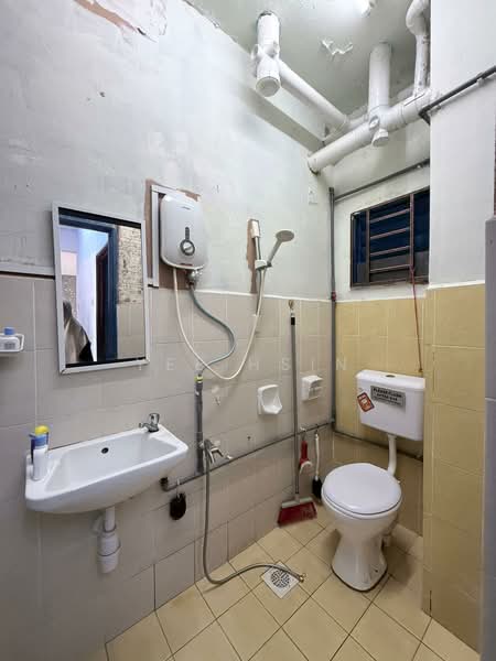 Apartment for Sale at Taman Larkin Idaman Plot C - Yee Hsin - PropertyGuru.com.my