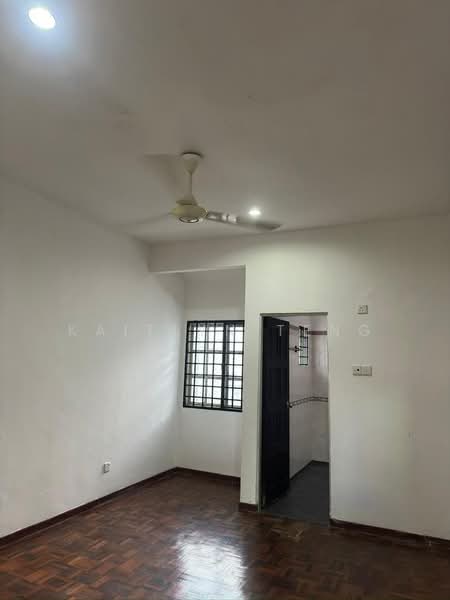 1.5-storey Terraced House for Sale in Bandar Seri Alam (Masai) - Kaitlyn Teng - PropertyGuru.com.my