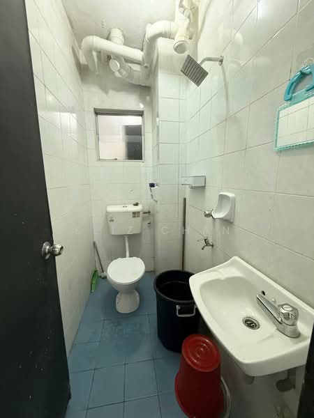 Apartment for Rent at Flora Damansara Apartment - Eliz Chan - Bathroom - PropertyGuru.com.my