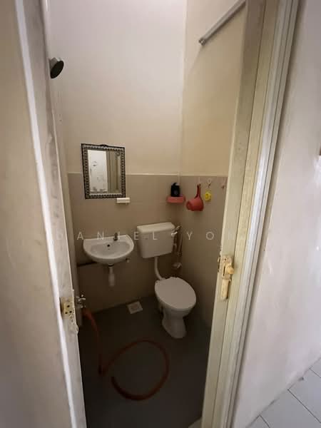 Rumah Teres 2 Tingkat untuk Dijual di Kulai (Johor) - Daniel Yong - Bathroom - PropertyGuru.com.my