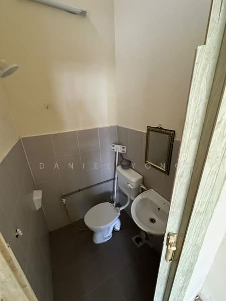 Rumah Teres 2 Tingkat untuk Dijual di Kulai (Johor) - Daniel Yong - Bathroom - PropertyGuru.com.my