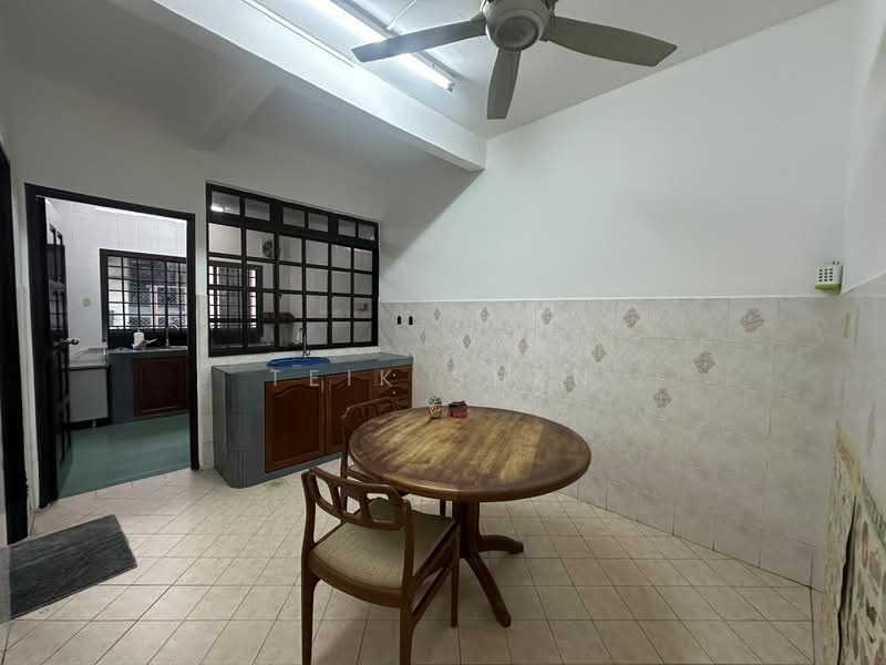 1.5-storey Terraced House for Sale in Masai (Johor) - Teik Shen - Kitchen - PropertyGuru.com.my