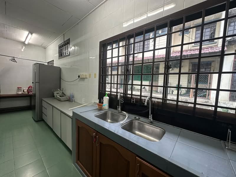 1.5-storey Terraced House for Sale in Masai (Johor) - Teik Shen - Kitchen - PropertyGuru.com.my