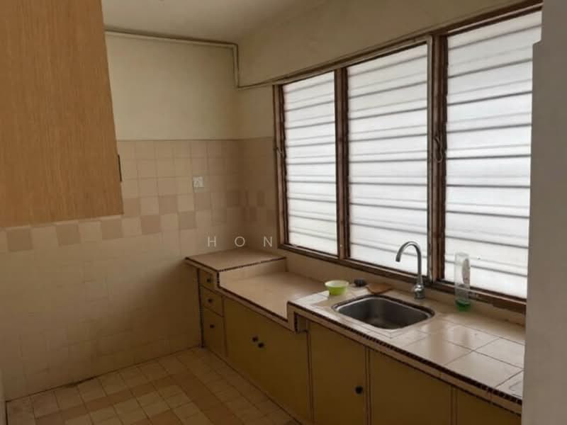 Apartment for Rent at Desa Green - Hong . - Kitchen - PropertyGuru.com.my