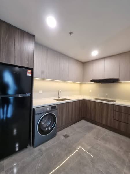 Service Residence for Sale at Ooak Suites @ Kiara 163 - Kenneth Huee - Kitchen - PropertyGuru.com.my