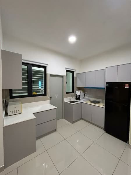 Kondominium untuk Disewa di Residensi Bintang - IVY LEE - Kitchen - PropertyGuru.com.my