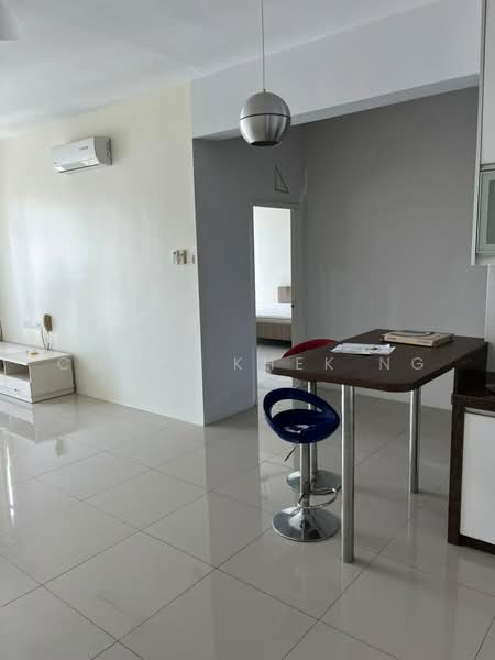 Kondominium untuk Dijual di The Peak Residences - Chien Khek Ng - Living Room - PropertyGuru.com.my