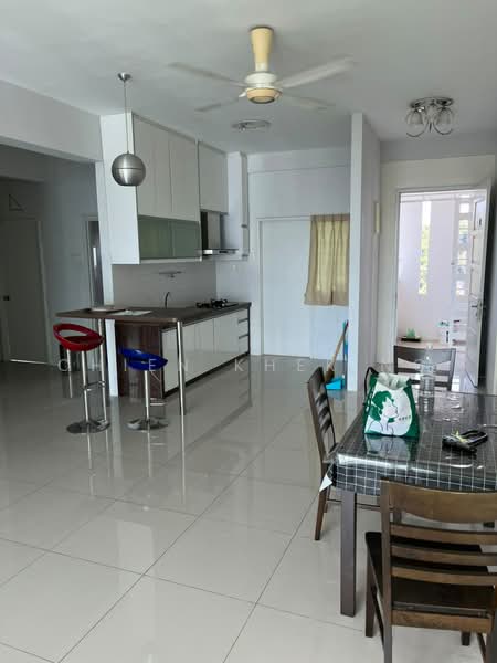 Kondominium untuk Dijual di The Peak Residences - Chien Khek Ng - Kitchen - PropertyGuru.com.my
