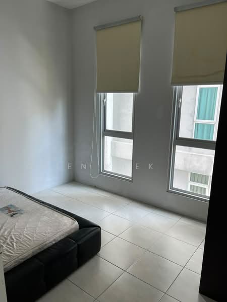 Kondominium untuk Dijual di The Peak Residences - Chien Khek Ng - Bedroom - PropertyGuru.com.my