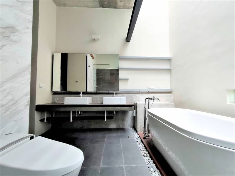 Bungalow House for Sale in Tropicana Indah Resort Homes (Tropicana) - Vincent Liaw - Bathroom - PropertyGuru.com.my