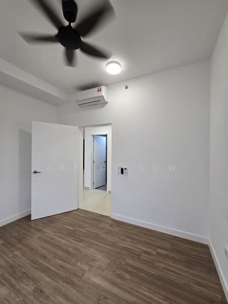 Kondominium untuk Disewa di Tuai Residence - Janice Low - Bedroom - PropertyGuru.com.my