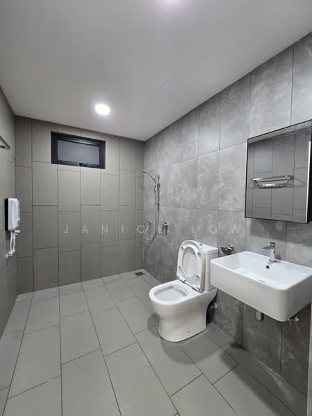 Kondominium untuk Disewa di Tuai Residence - Janice Low - Bathroom - PropertyGuru.com.my