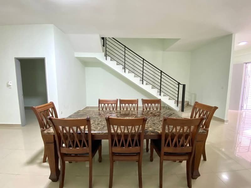 3-storey Terraced House for Sale in Taman Bangi Avenue (Bangi) - Muizz Razak - PropertyGuru.com.my