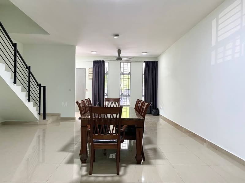 3-storey Terraced House for Sale in Taman Bangi Avenue (Bangi) - Muizz Razak - PropertyGuru.com.my