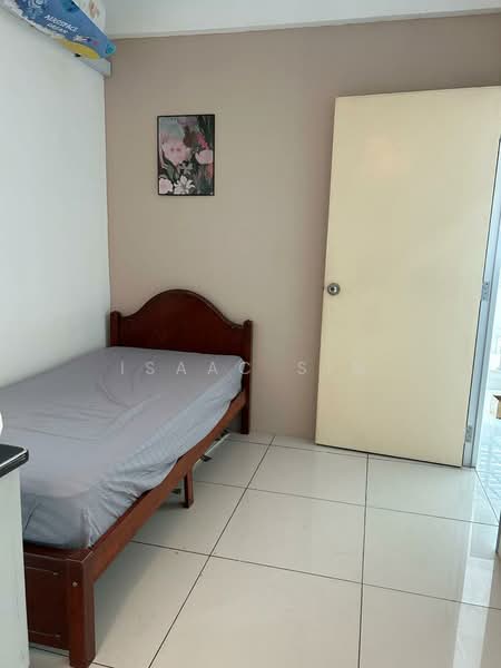 Service Residence for Rent at De Centrum Residences - Isaac Sim - Bedroom - PropertyGuru.com.my