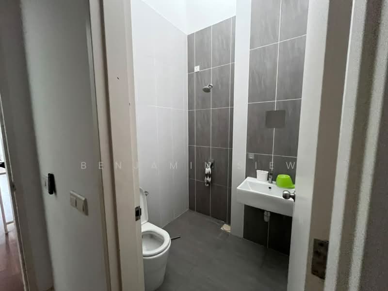 Rumah Kluster untuk Dijual di Eco Majestic (Semenyih) - Benjamin Siew - Bathroom - PropertyGuru.com.my