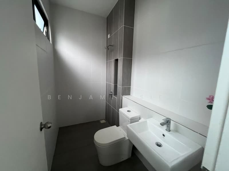 Rumah Kluster untuk Dijual di Eco Majestic (Semenyih) - Benjamin Siew - Bathroom - PropertyGuru.com.my