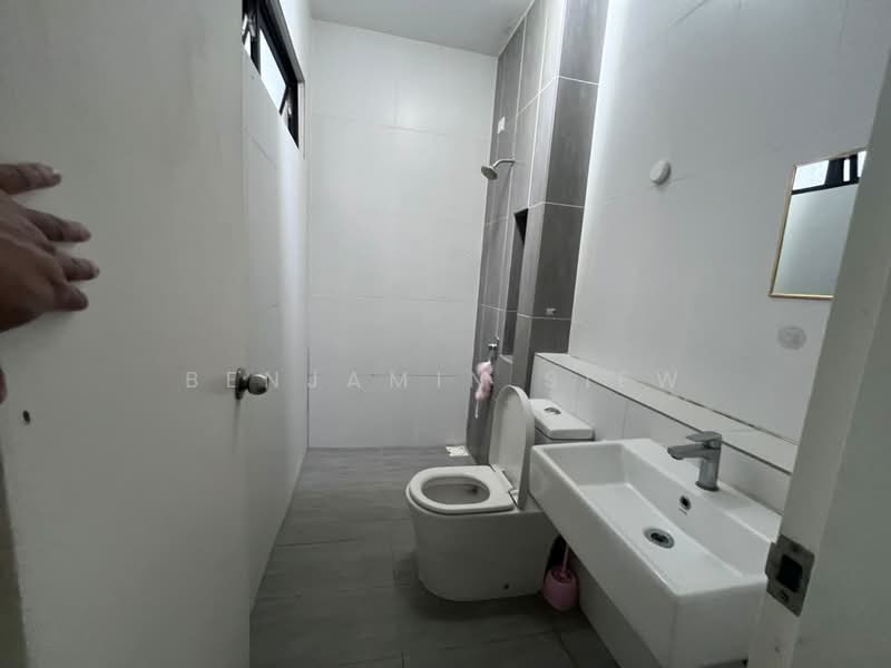 Rumah Kluster untuk Dijual di Eco Majestic (Semenyih) - Benjamin Siew - Bathroom - PropertyGuru.com.my