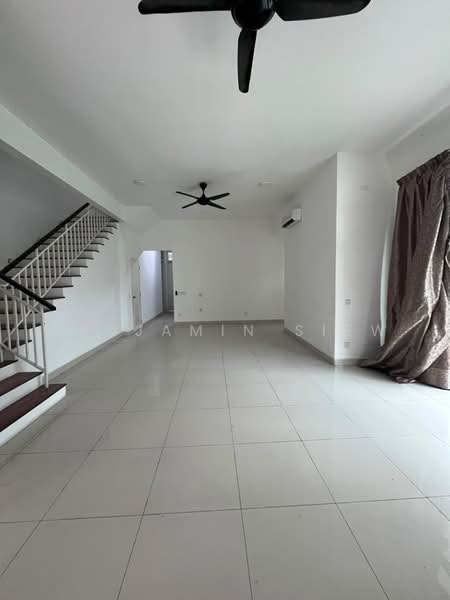 Rumah Kluster untuk Dijual di Eco Majestic (Semenyih) - Benjamin Siew - Living Room - PropertyGuru.com.my