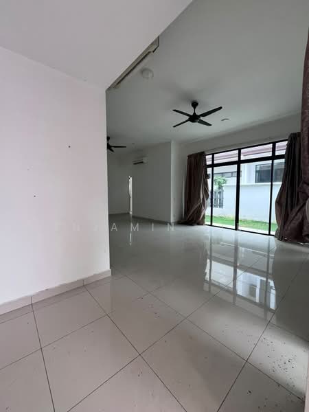 Rumah Kluster untuk Dijual di Eco Majestic (Semenyih) - Benjamin Siew - Living Room - PropertyGuru.com.my